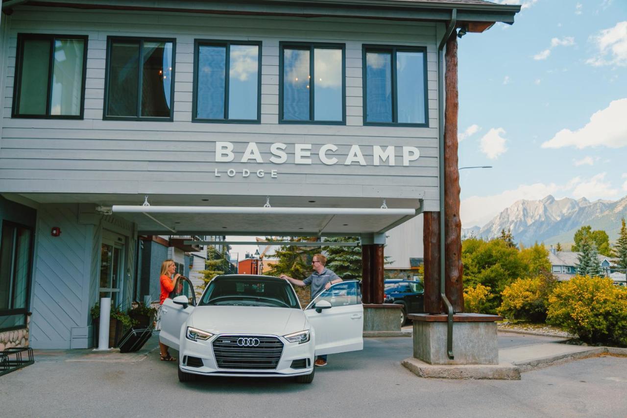 Basecamp Lodge Canmore Exterior photo